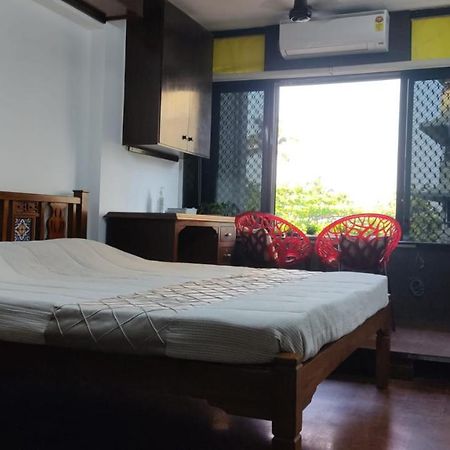 Apartmán Cozy Private Ac Studio By The Sea Bandstand Bandra W Mumbai Nr Taj Lands End Exteriér fotografie